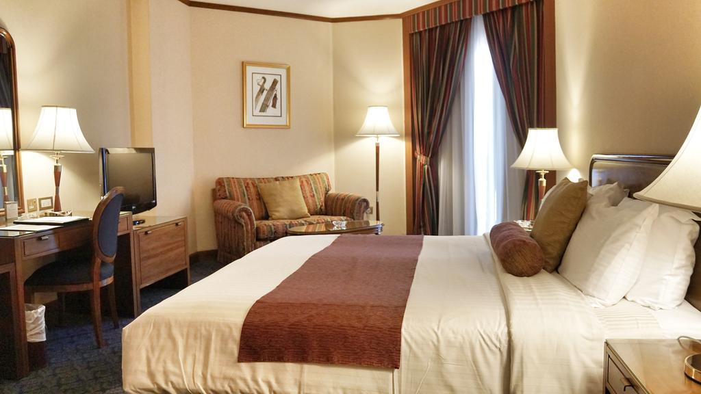 Safir International Hotel Kuwait Kuwait City Exteriör bild