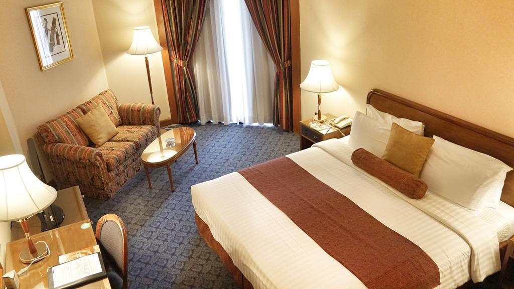 Safir International Hotel Kuwait Kuwait City Exteriör bild
