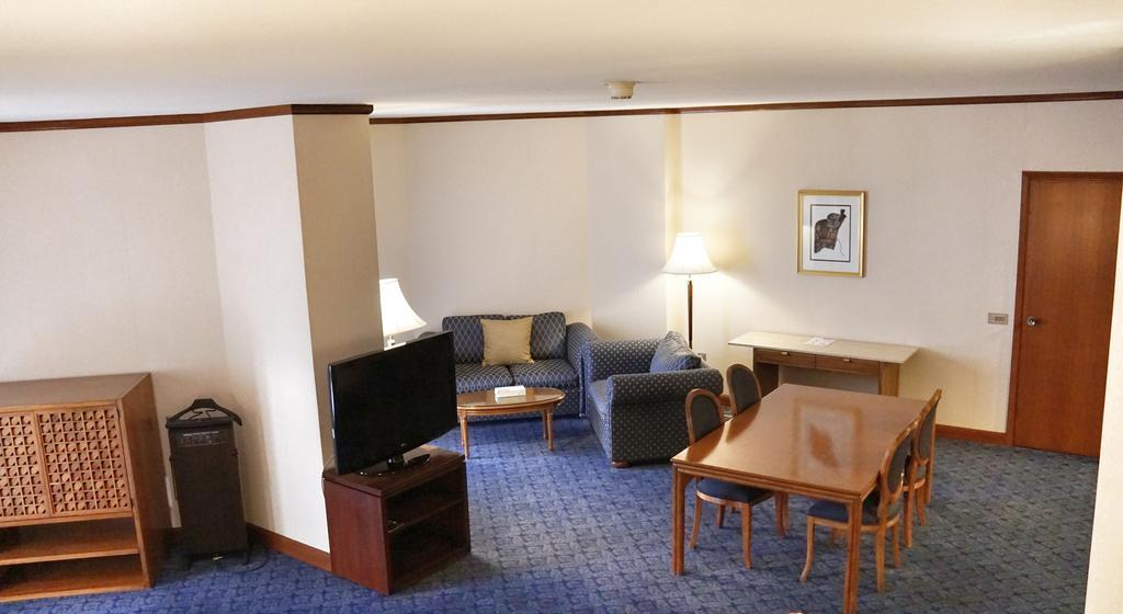 Safir International Hotel Kuwait Kuwait City Exteriör bild