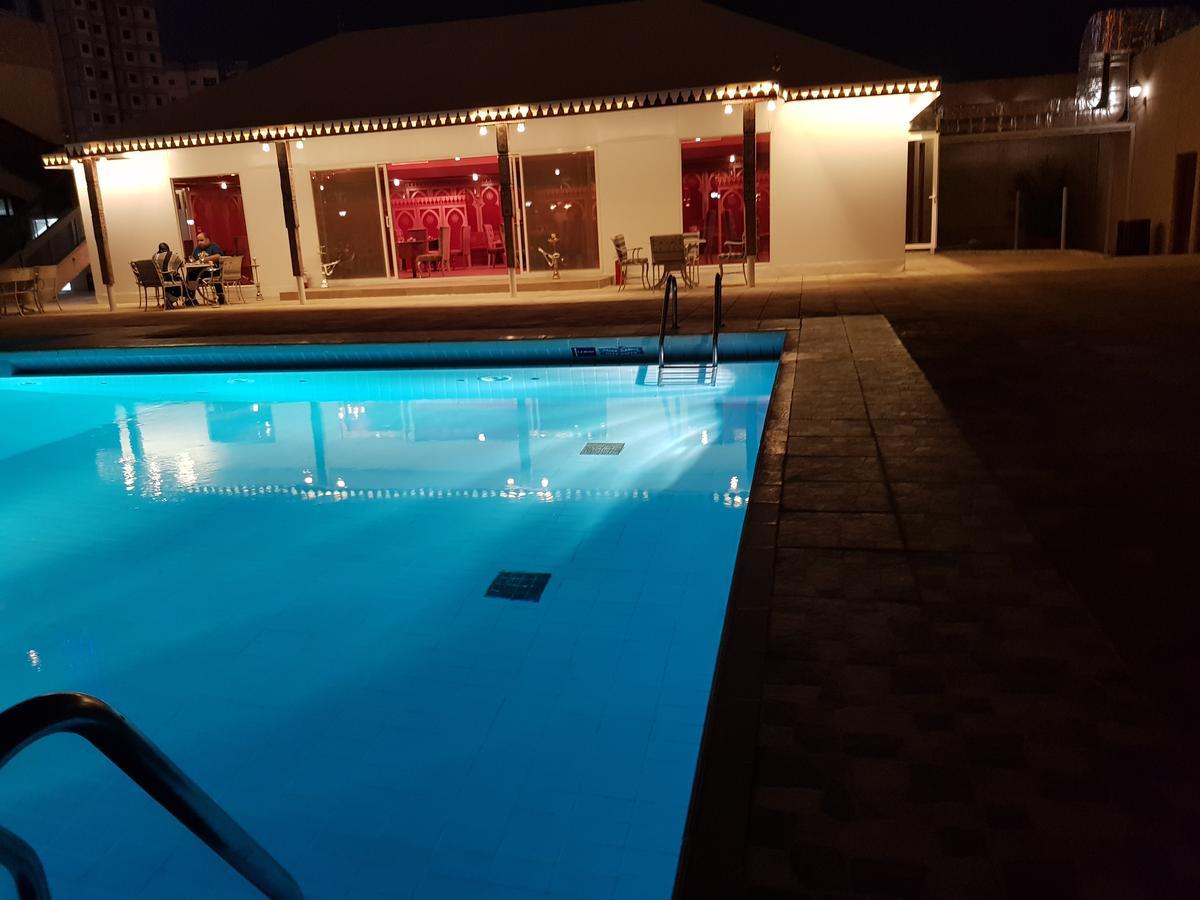 Safir International Hotel Kuwait Kuwait City Exteriör bild