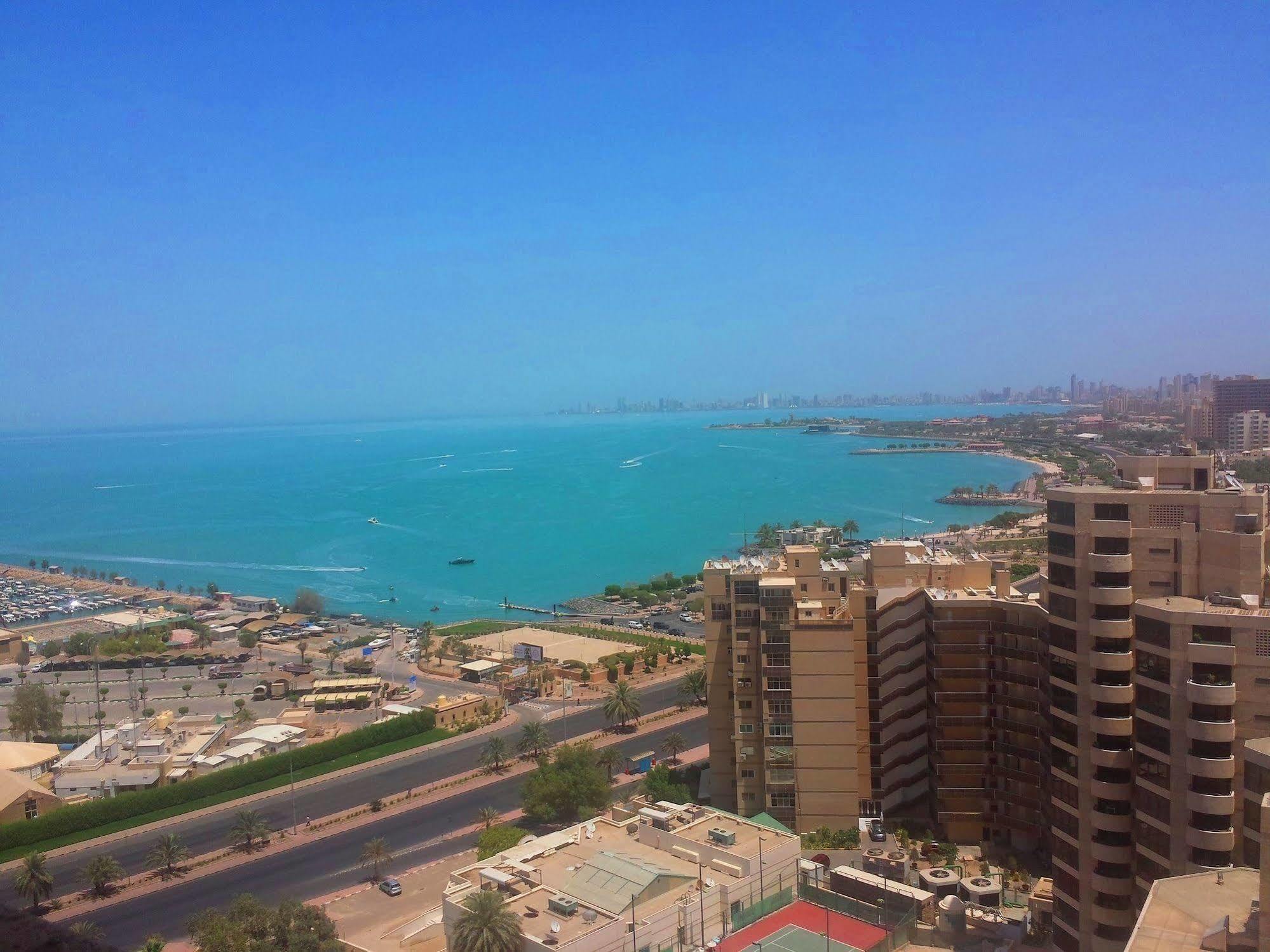 Safir International Hotel Kuwait Kuwait City Exteriör bild