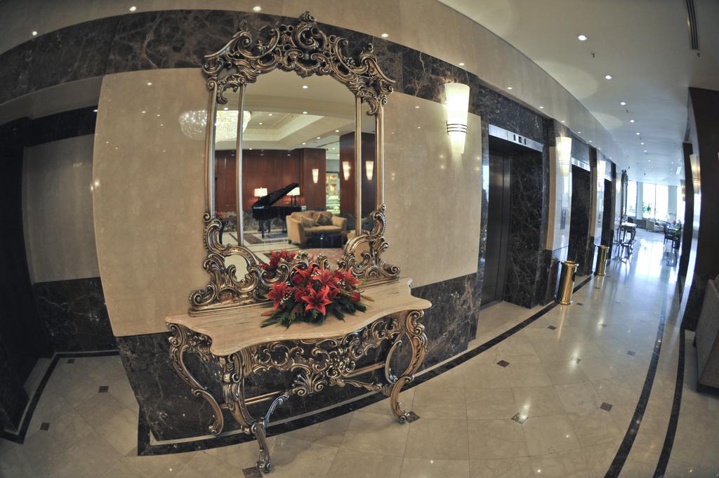 Safir International Hotel Kuwait Kuwait City Exteriör bild